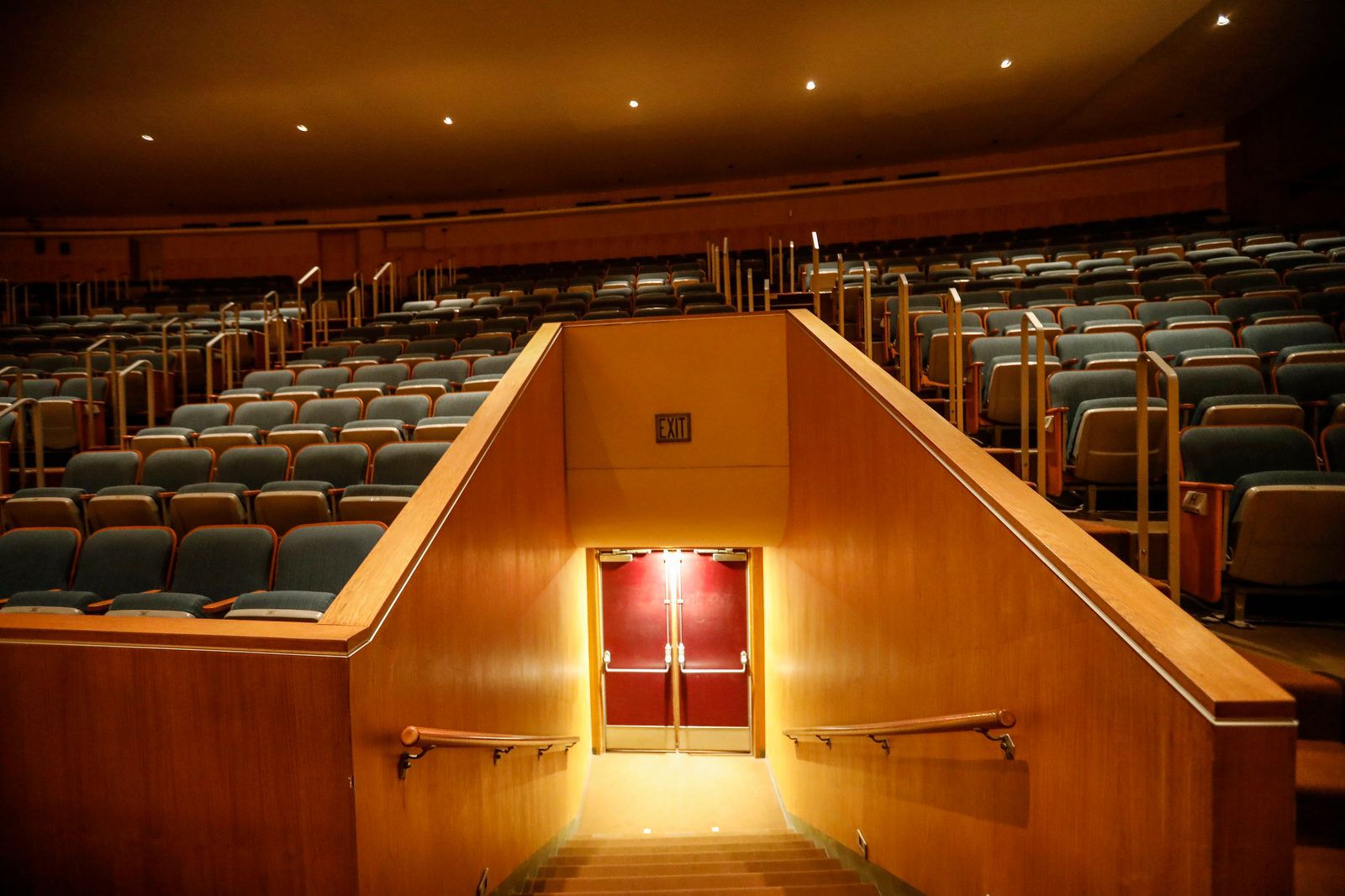 A Closer Look: In Kleinhans Music Hall, architecture that suggests music